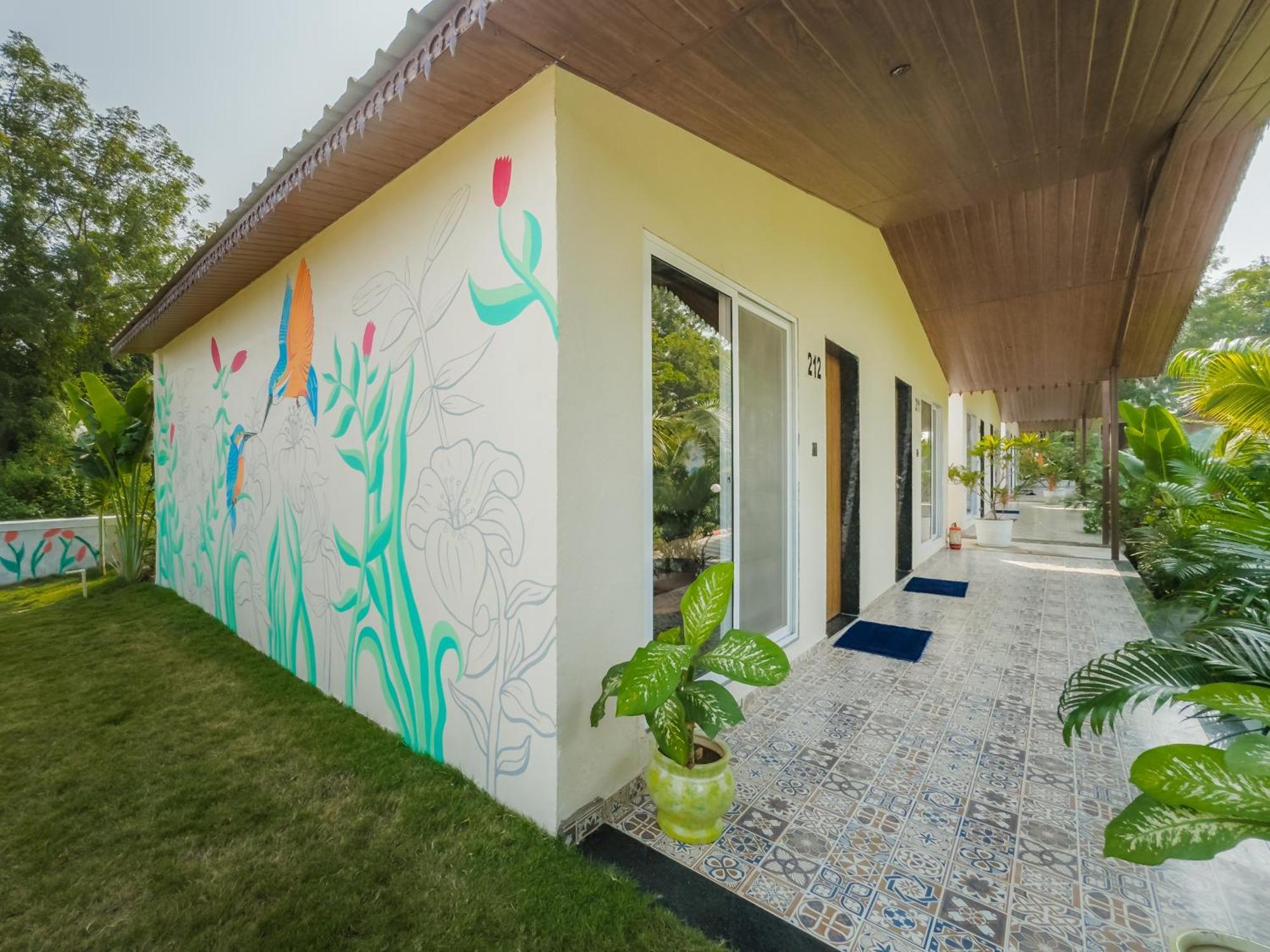 Riverview Tent Resort Kevadia Екстер'єр фото
